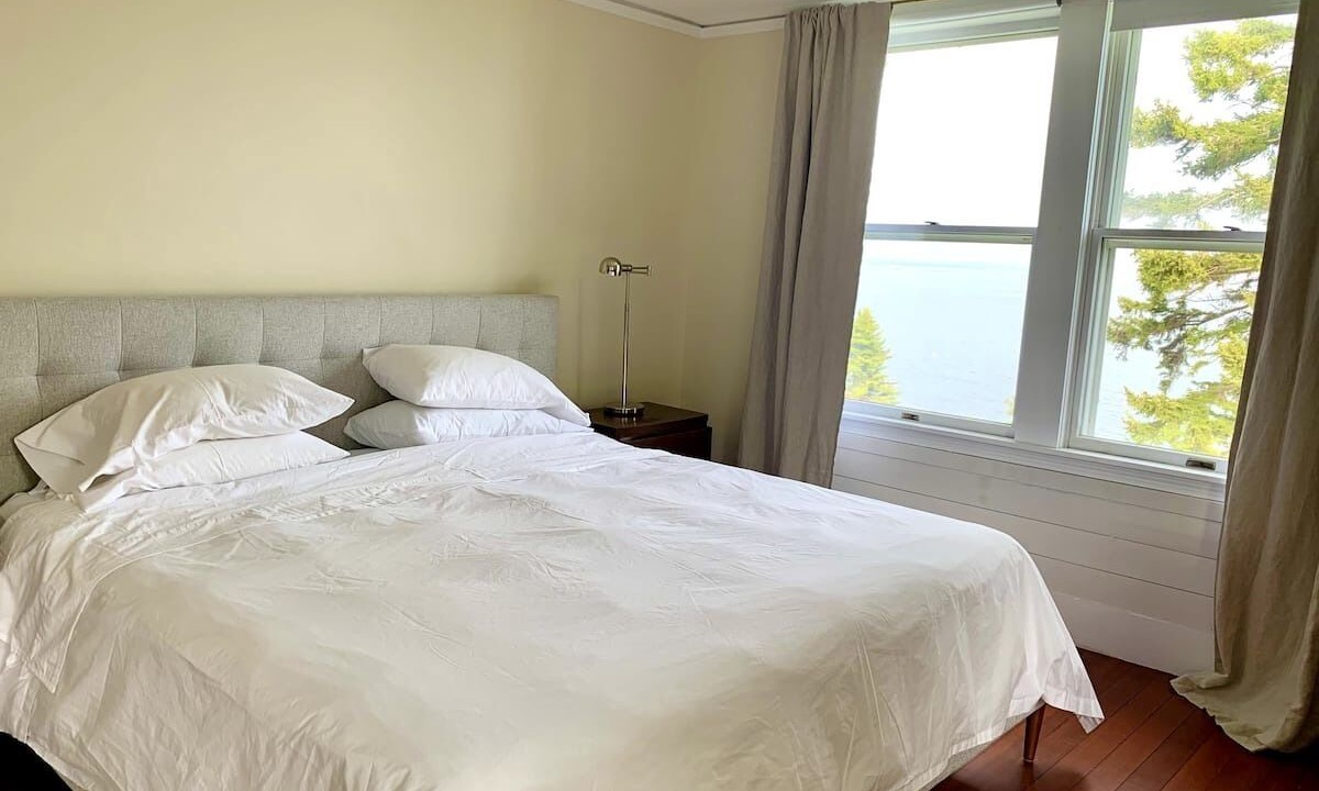 Photo of Bedroom in Orrs Island