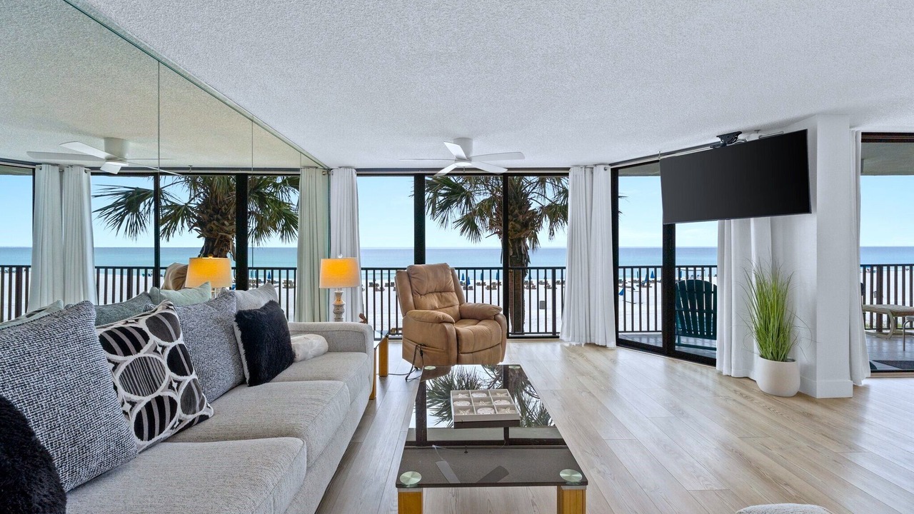 Photo of Livingroom in Gulf Lagoon Beach