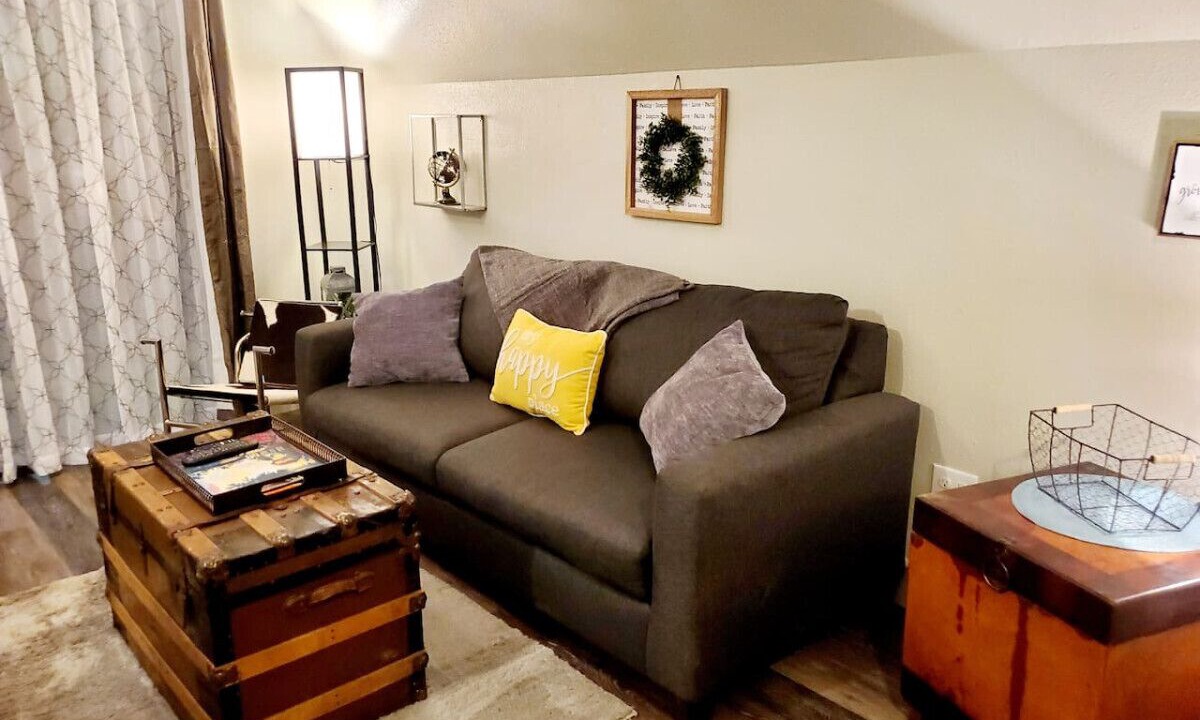 Photo of Livingroom in Glenwood Springs
