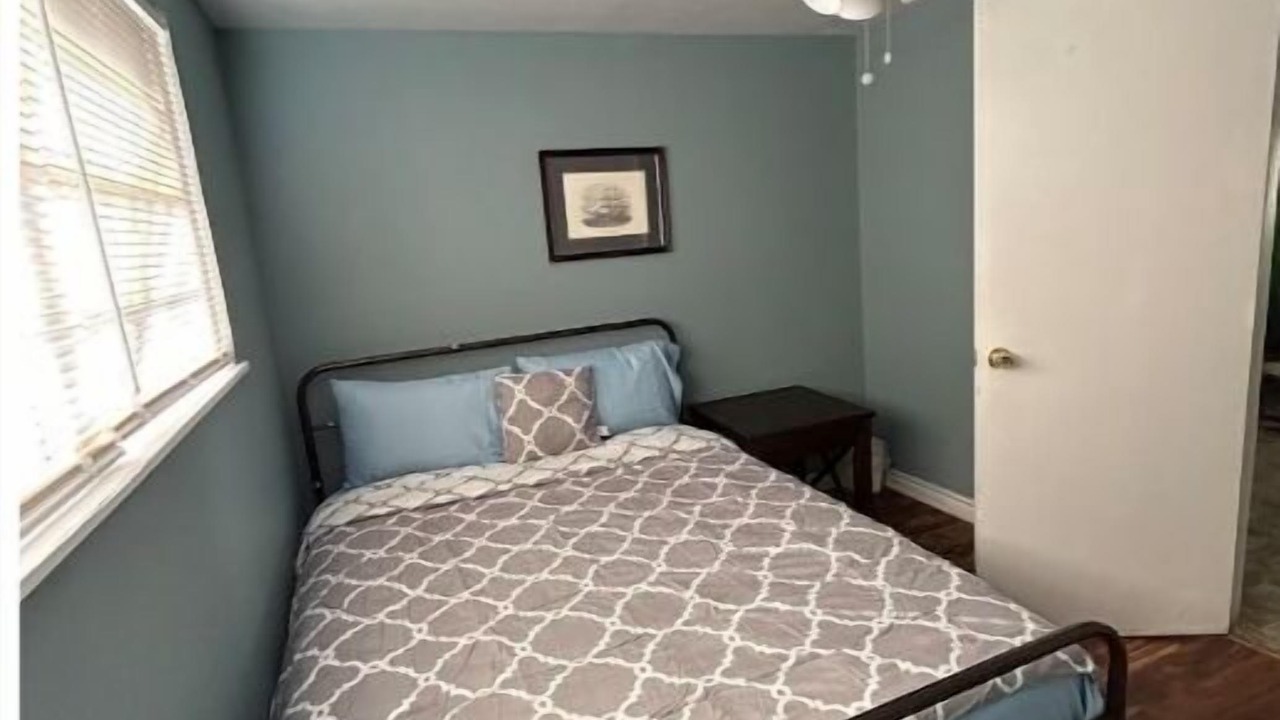 Photo of Bedroom in Quinlan
