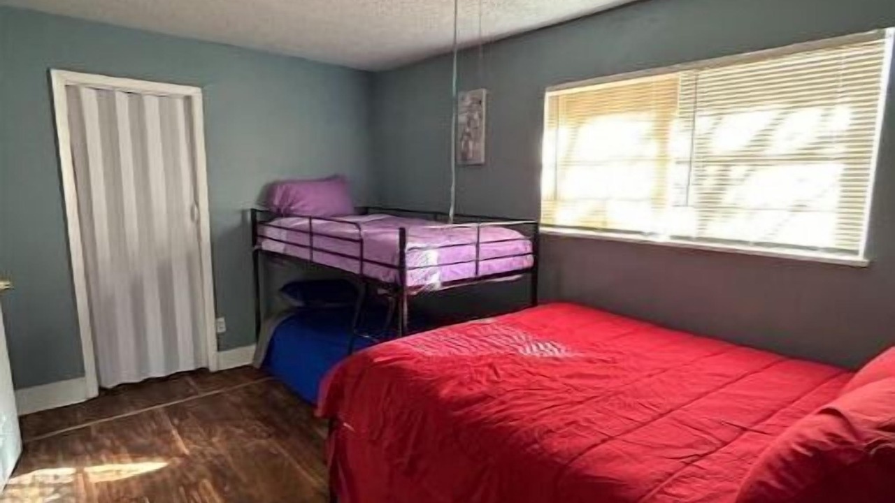 Photo of Bedroom in Quinlan