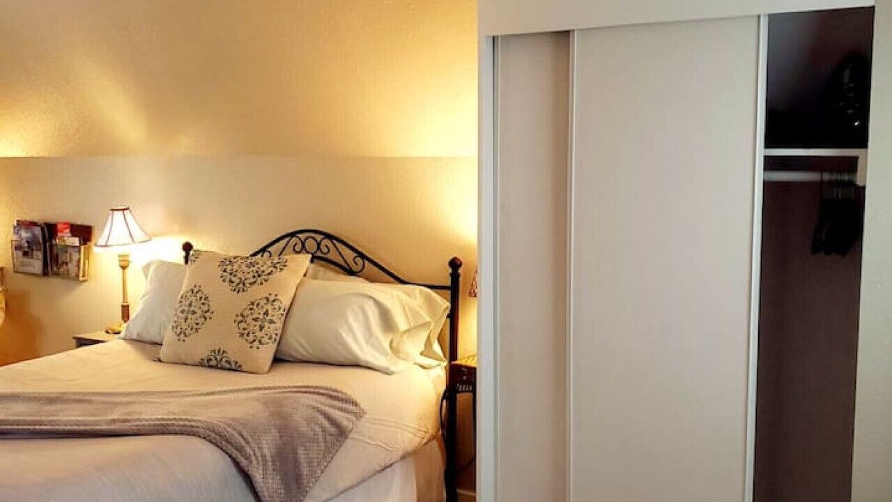 Photo of Bedroom in Glenwood Springs