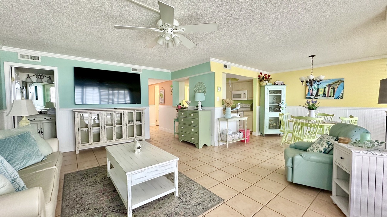 Photo of Livingroom in Gulf Lagoon Beach