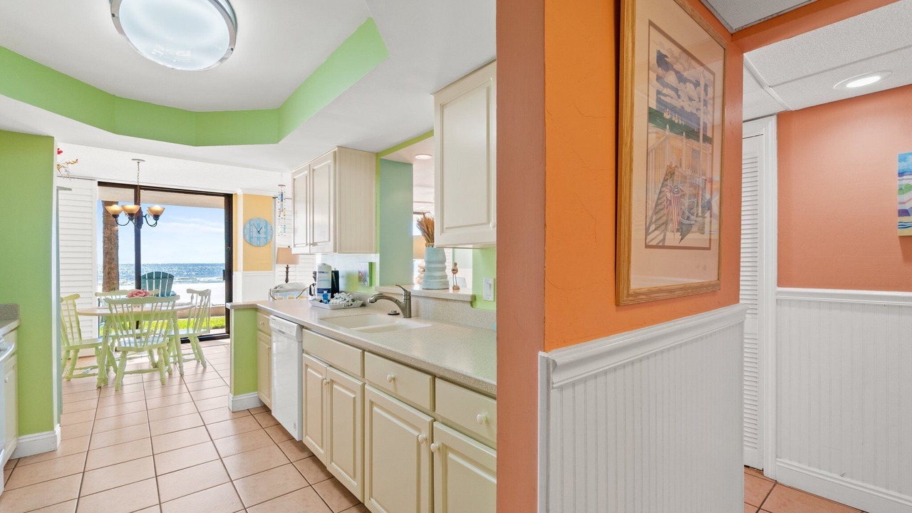 Photo of Kitchen in Gulf Lagoon Beach