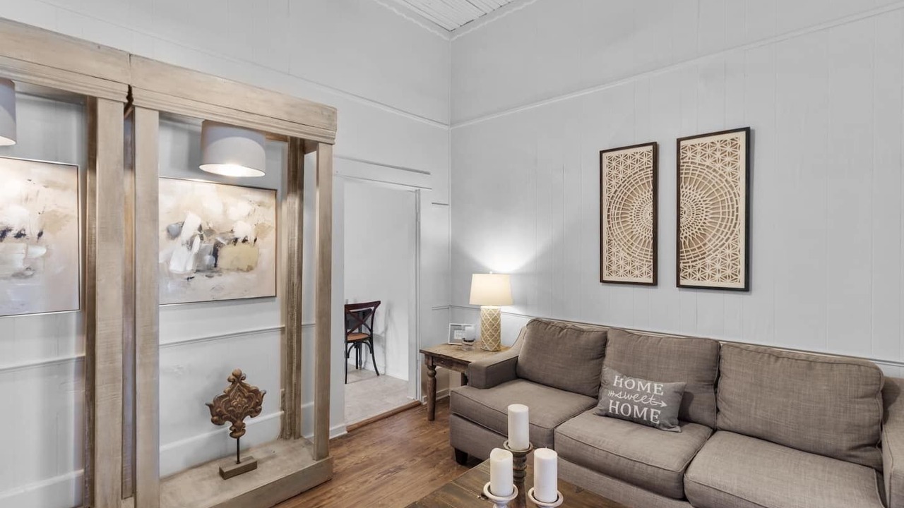 Photo of Livingroom in Mooringsport