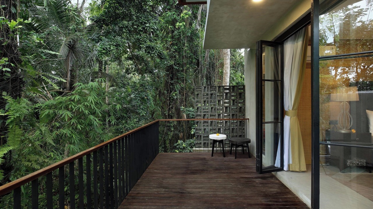 Photo of Patio Balcony in Kenderan