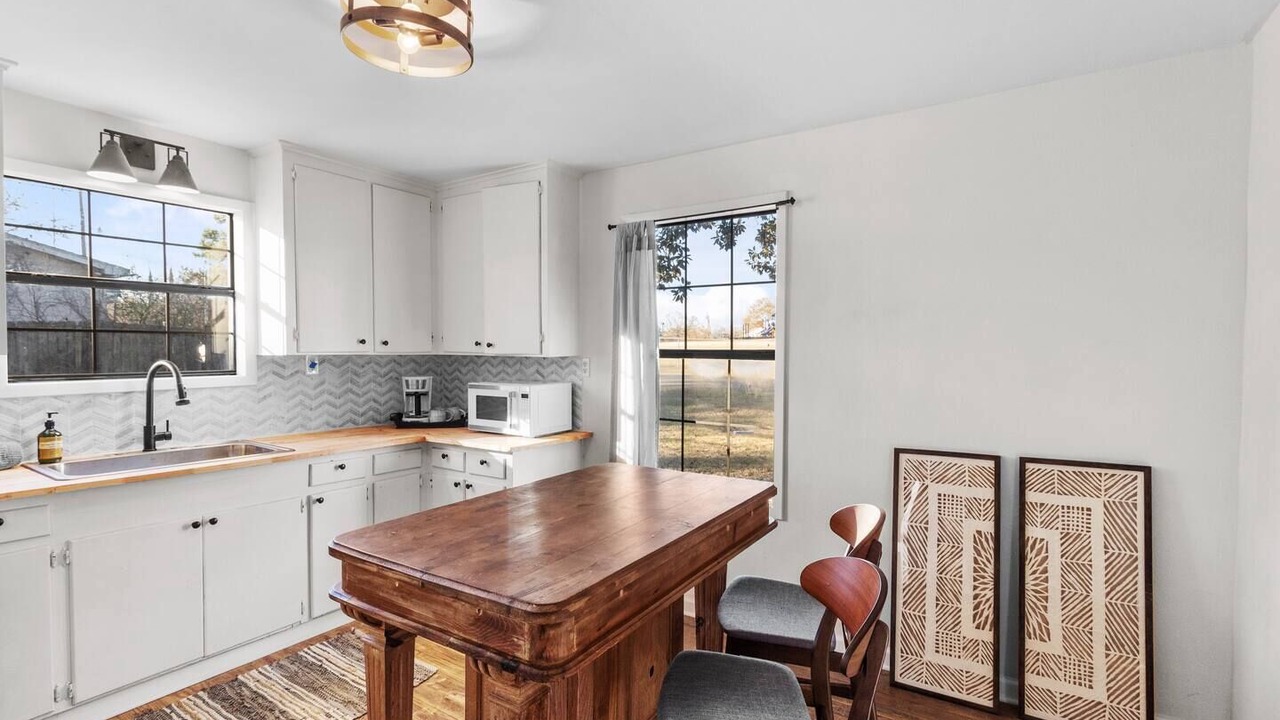 Photo of Kitchen in Mooringsport