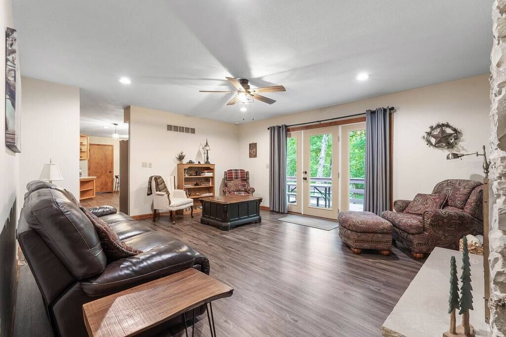 Photo of Bedroom in Johnson County