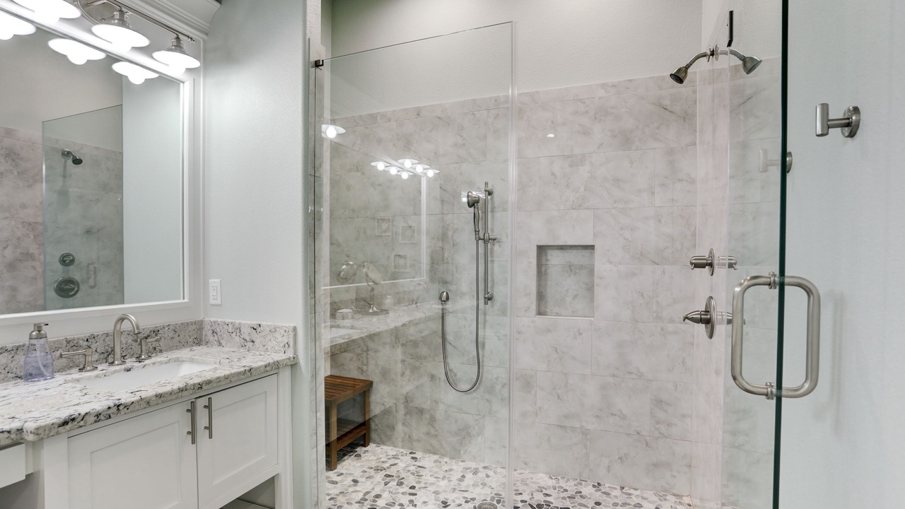 Photo of Bathroom in Port Bolivar