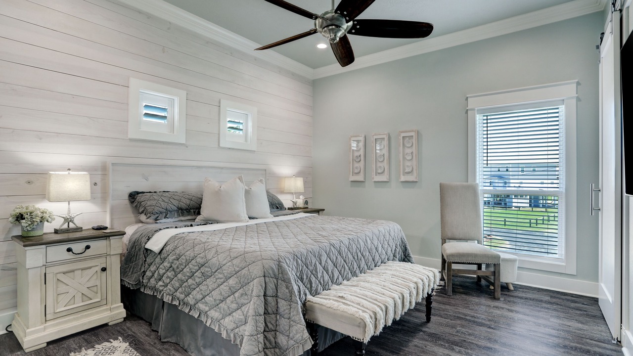 Photo of Bedroom in Port Bolivar