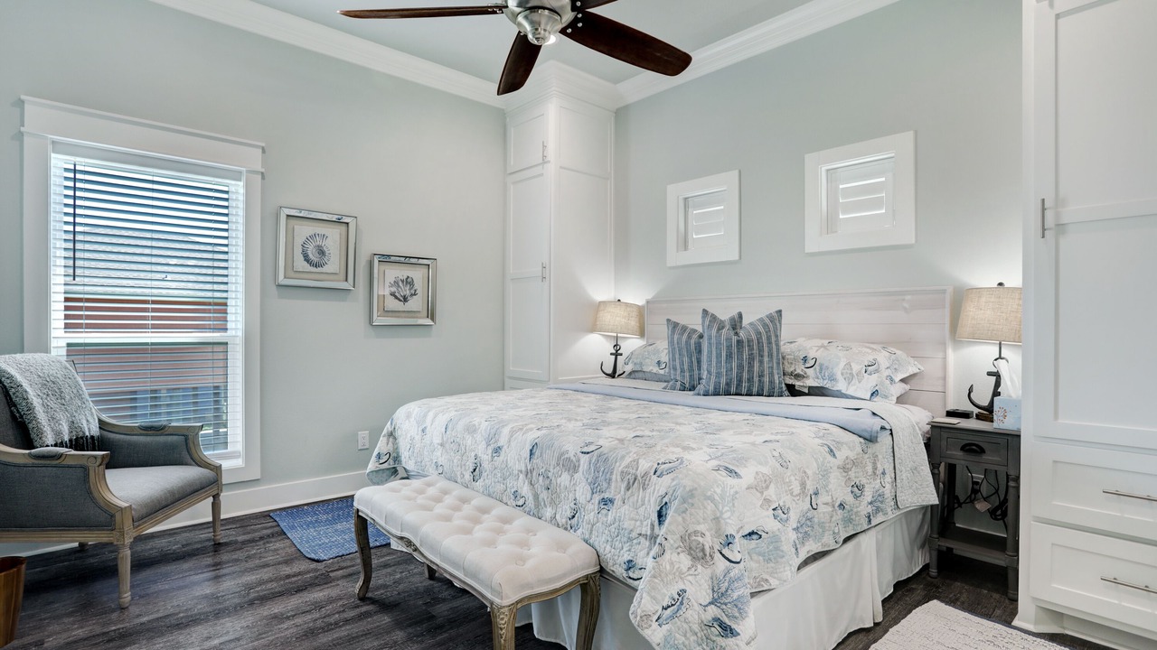 Photo of Bedroom in Port Bolivar