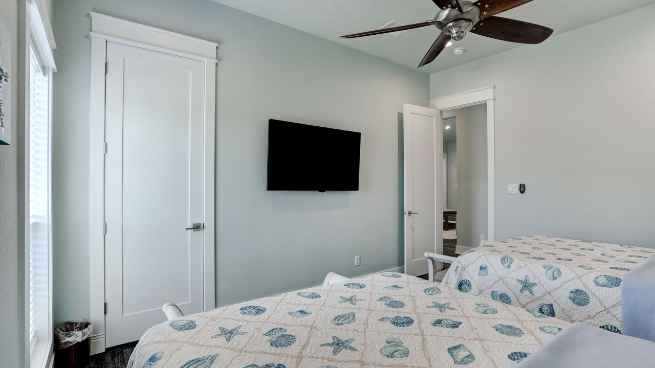 Photo of Bedroom in Port Bolivar