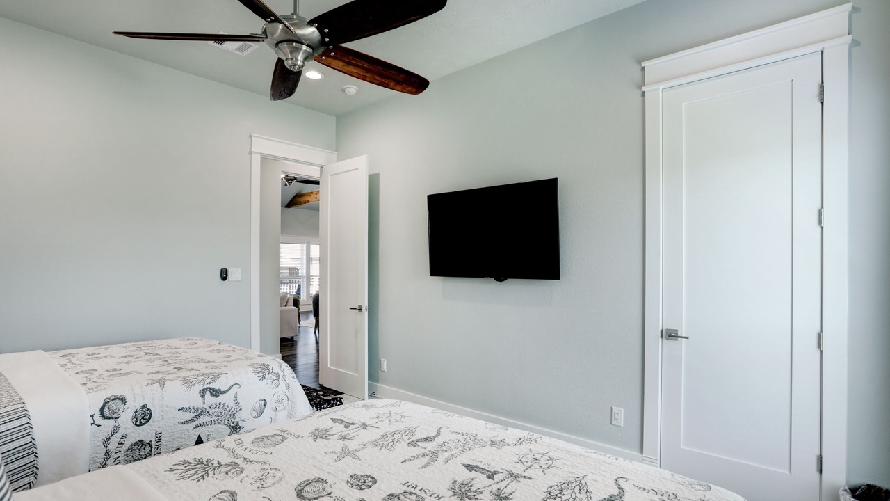 Photo of Bedroom in Port Bolivar