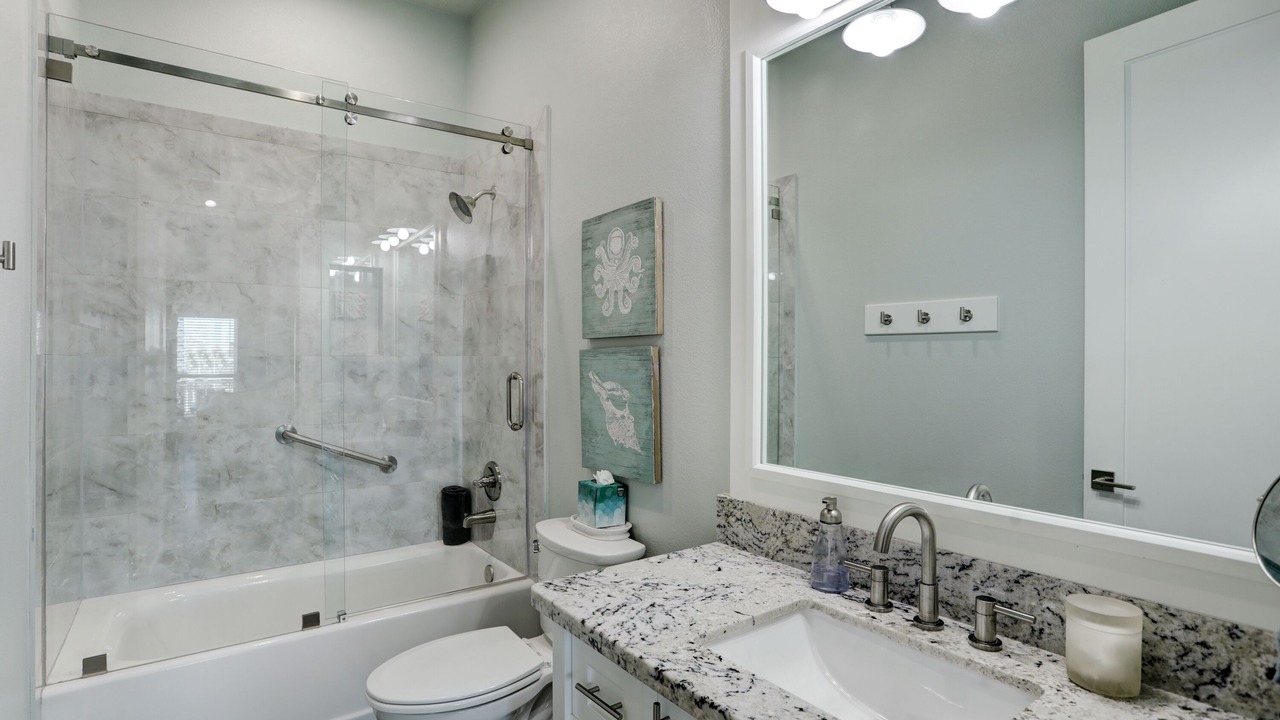 Photo of Bathroom in Port Bolivar