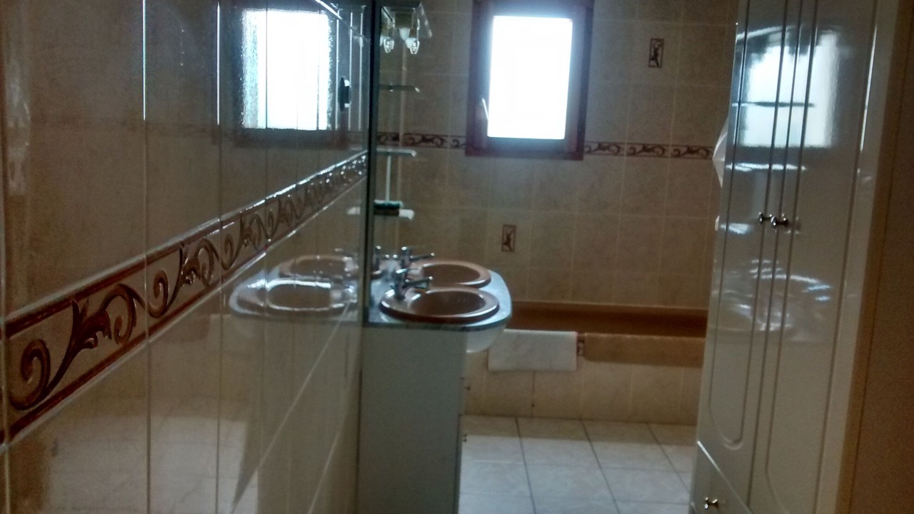 Photo of Bathroom in Saint-Laurent-Lolmie