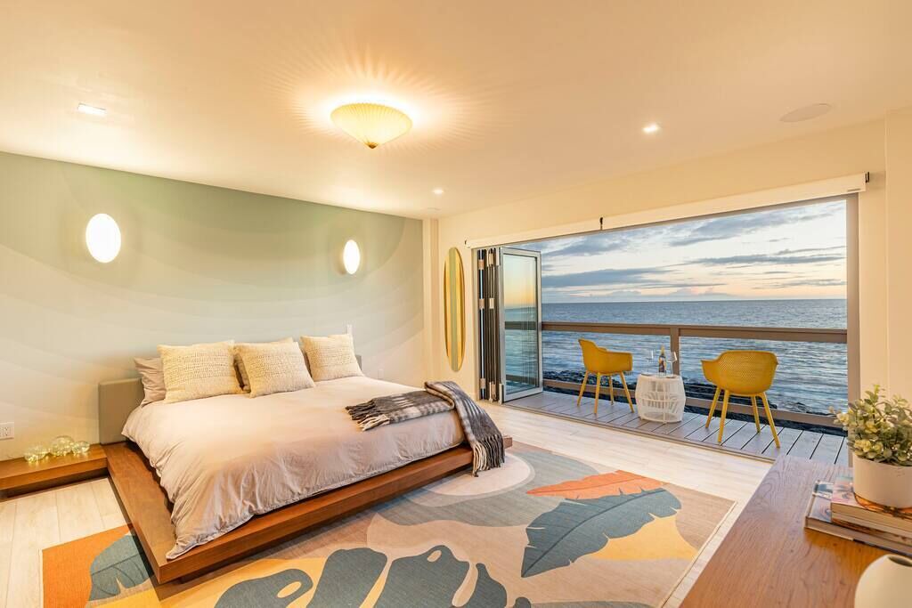 Photo of Others in Kahaluu Bay