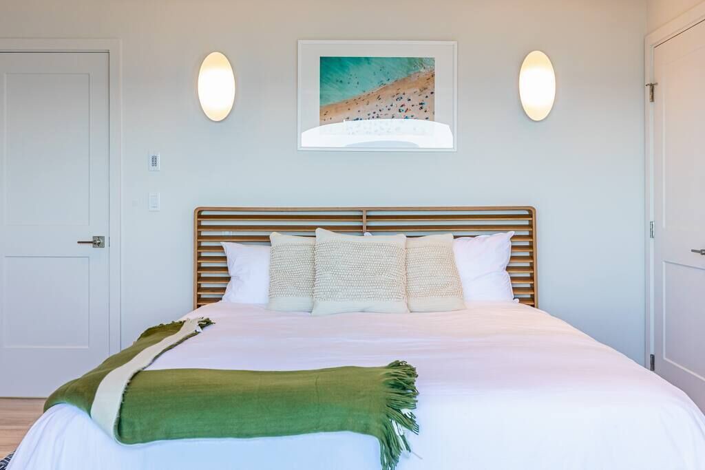 Photo of Others in Kahaluu Bay