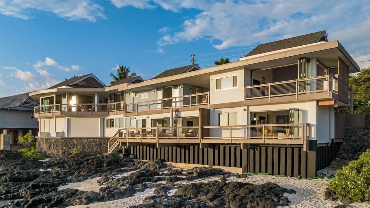 Photo of Outdoor in Kahaluu Bay