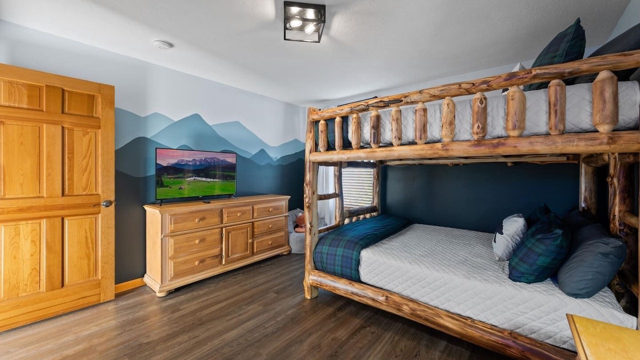 Photo of Bedroom in Chalet Village