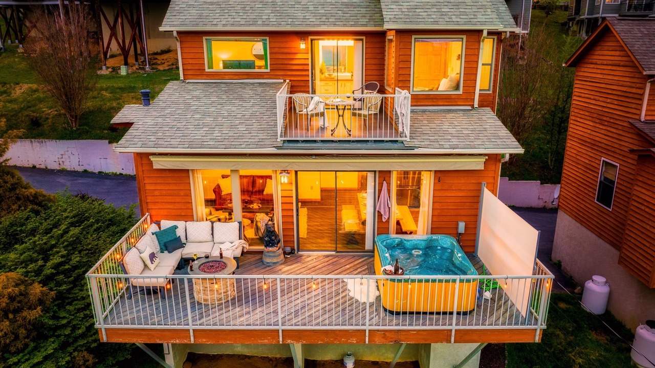 Photo of Patio Balcony in Chalet Village