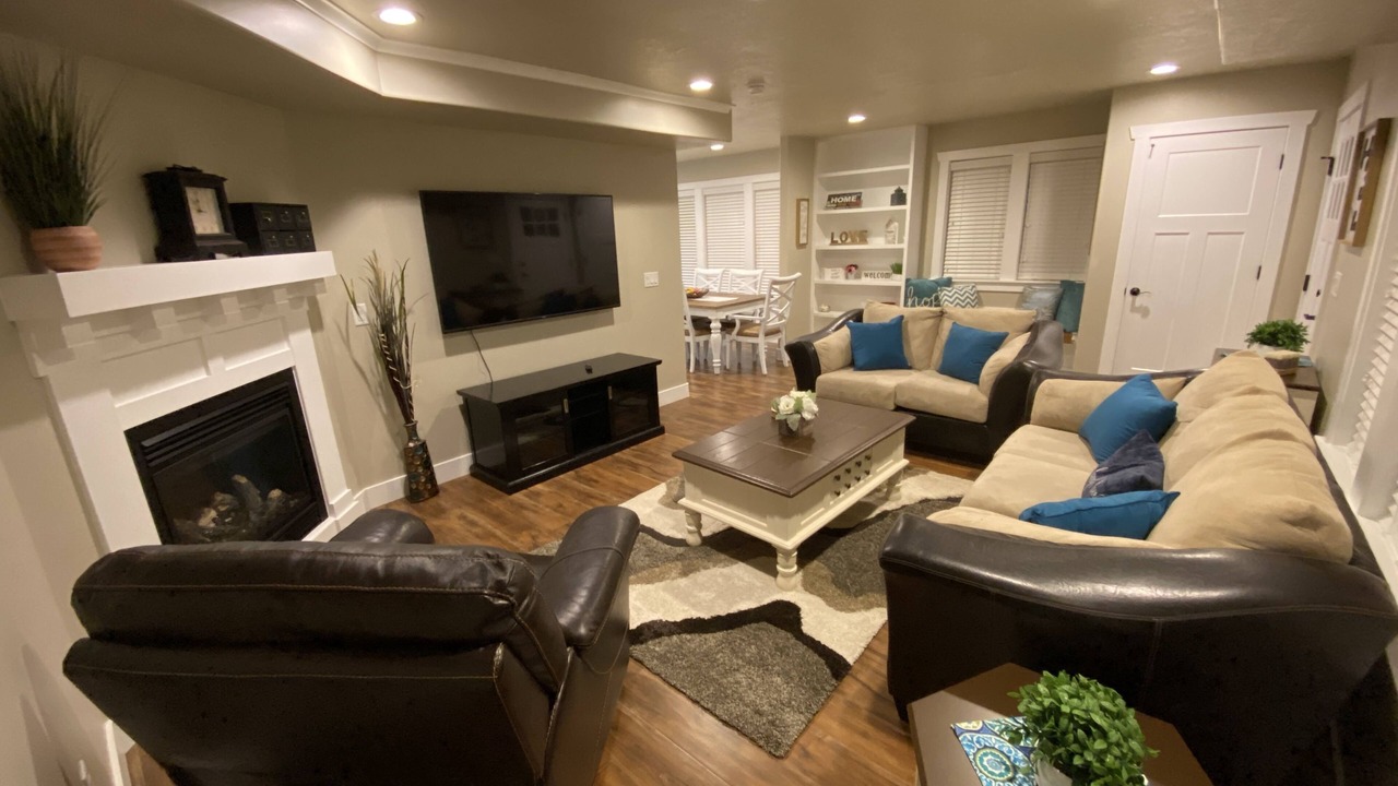 Photo of Livingroom in Ogden