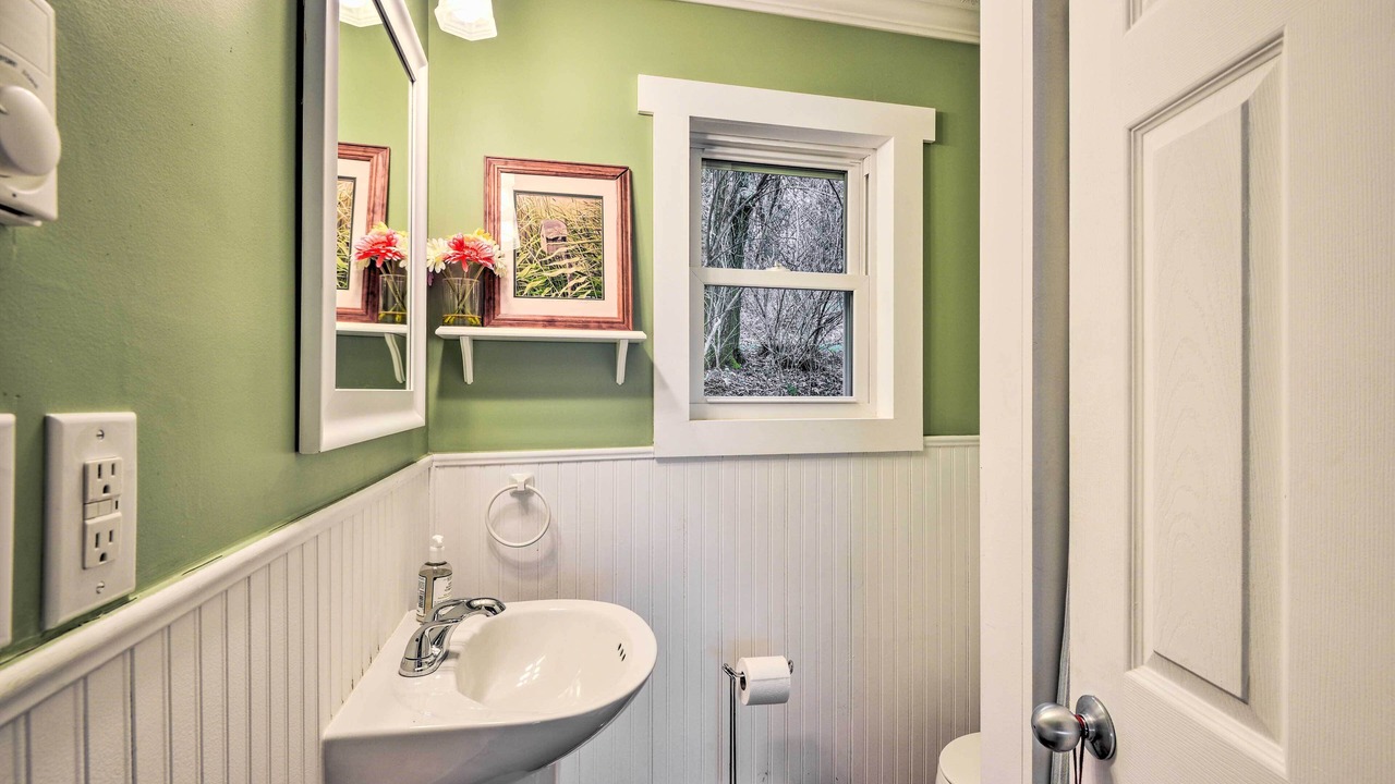 Photo of Bathroom in Clayton