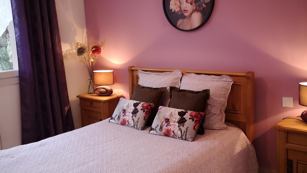 Photo of Bedroom in Jonquieres