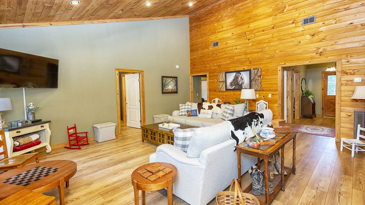 Photo of Livingroom in Fowlstown