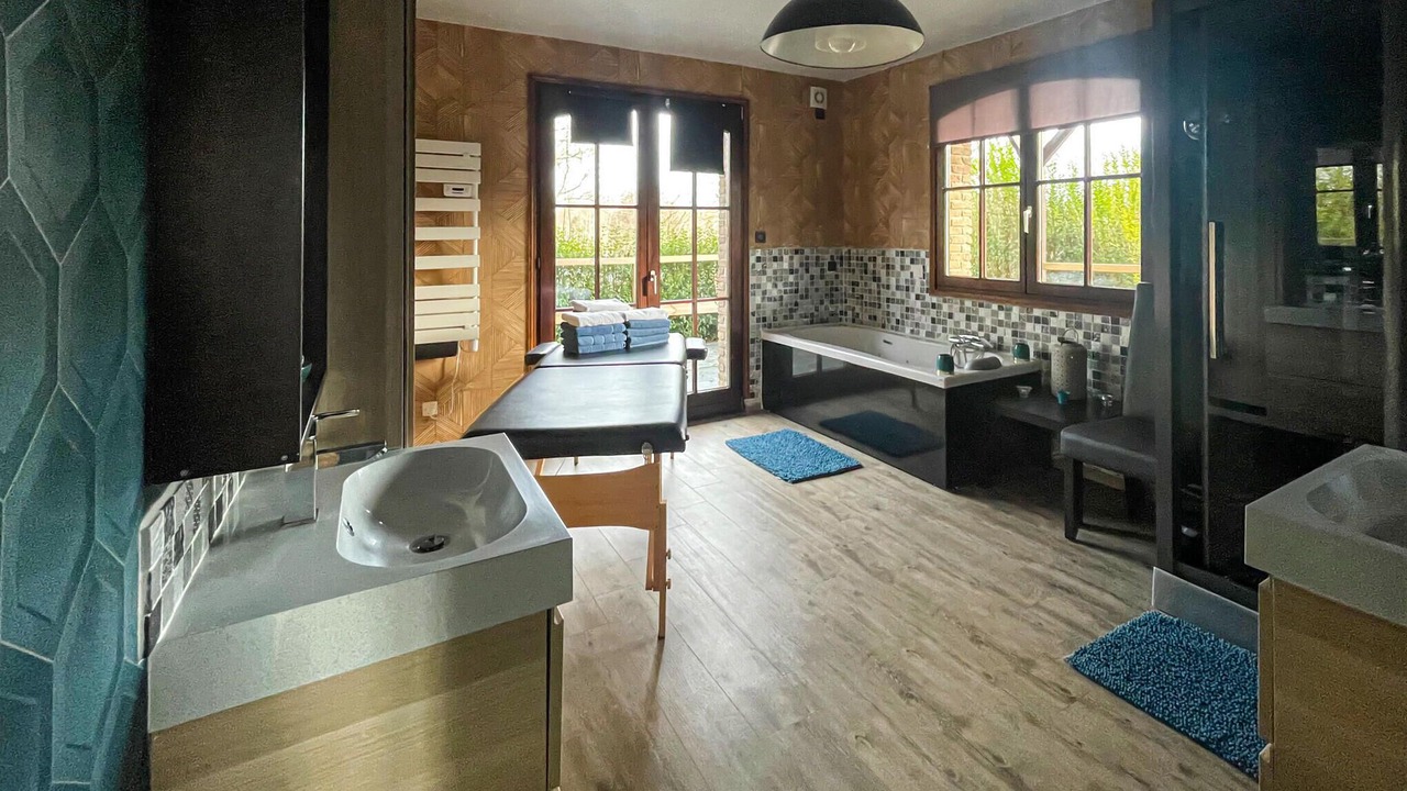 Photo of Bathroom in Bray-les-Mareuil