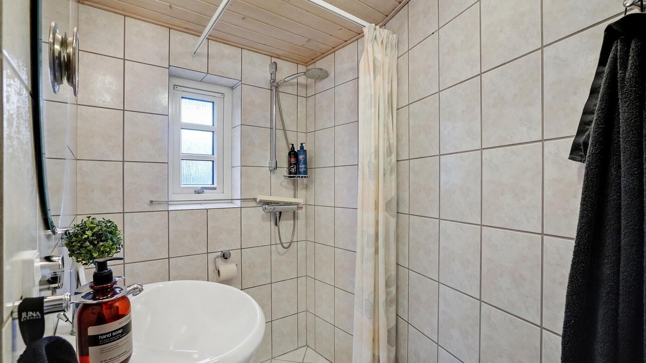 Photo of Bathroom in Agger