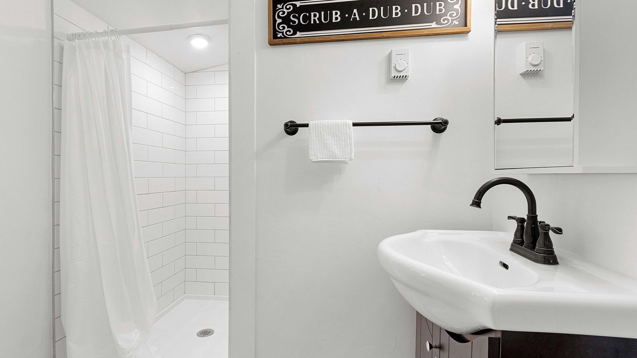 Photo of Bathroom in Baileys Harbor