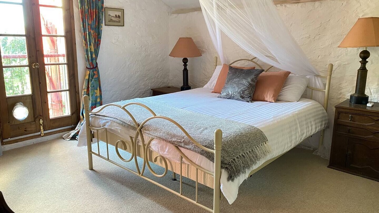 Photo of Bedroom in Pessac-sur-Dordogne