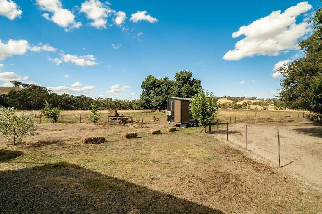 Photo of Outdoor in Gobur