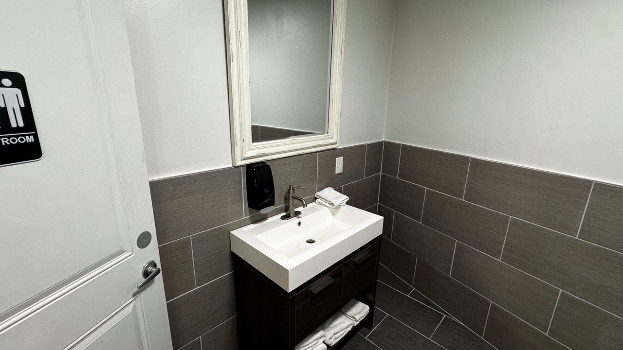 Photo of Bathroom in Goldman