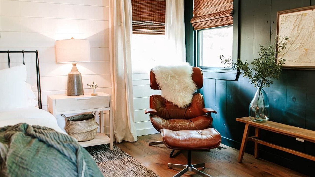 Photo of Others in Cherry Log