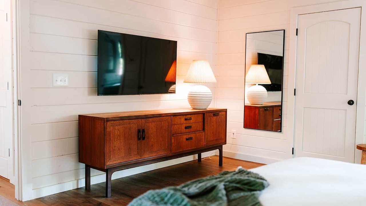 Photo of Others in Cherry Log