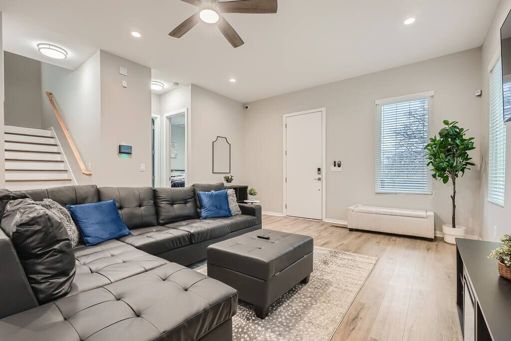 Photo of Livingroom in Pittsburgh