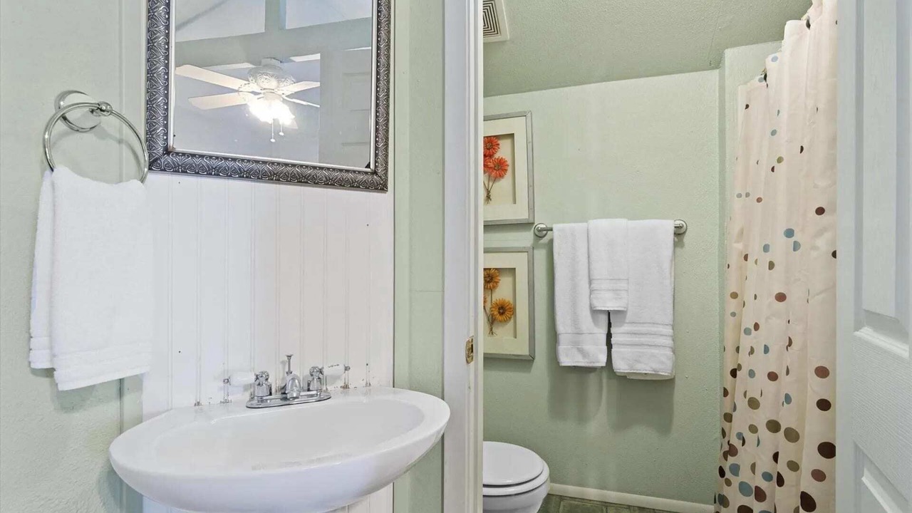 Photo of Bathroom in Bonham