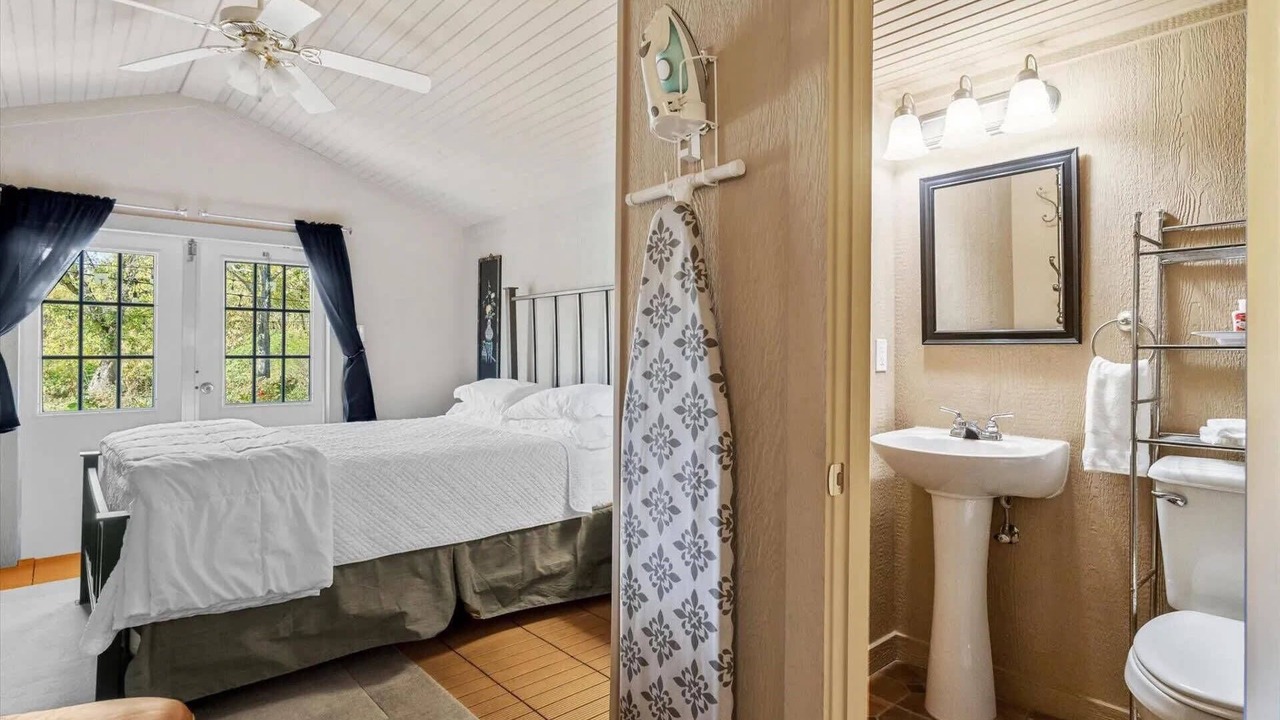 Photo of Bedroom in Bonham