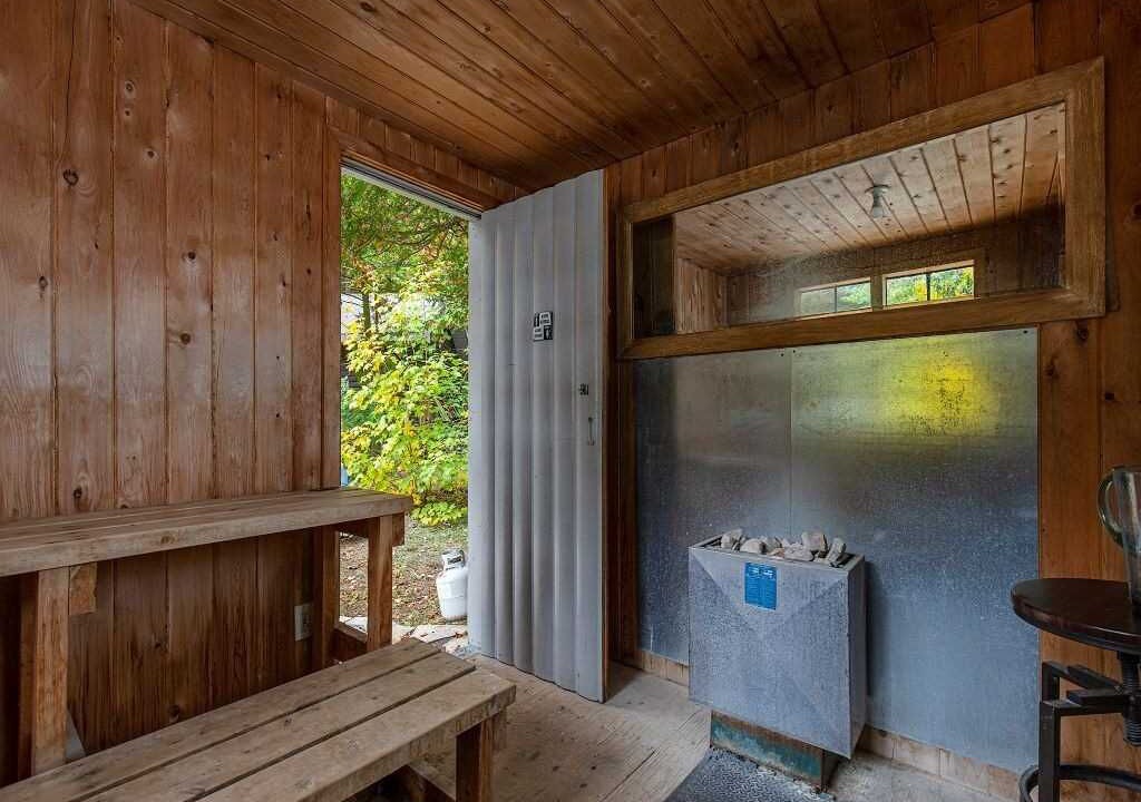 Photo of Bedroom in Erinsville