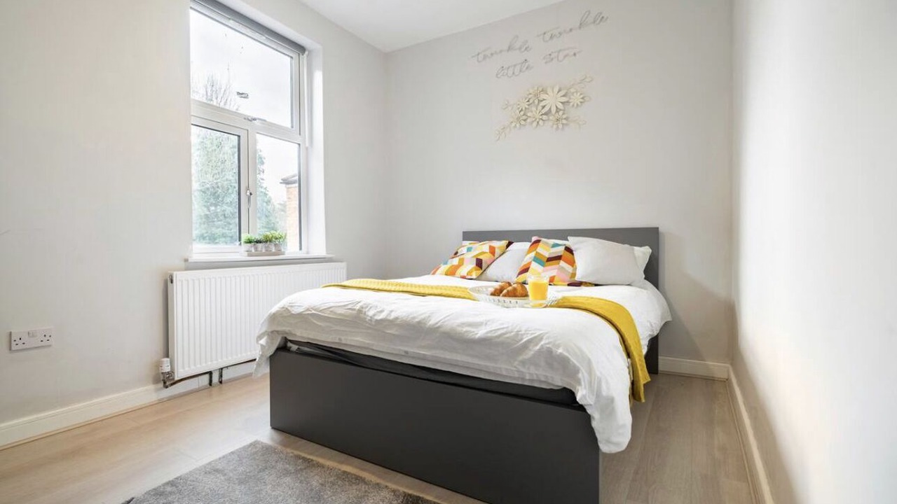 Photo of Bedroom in Moseley