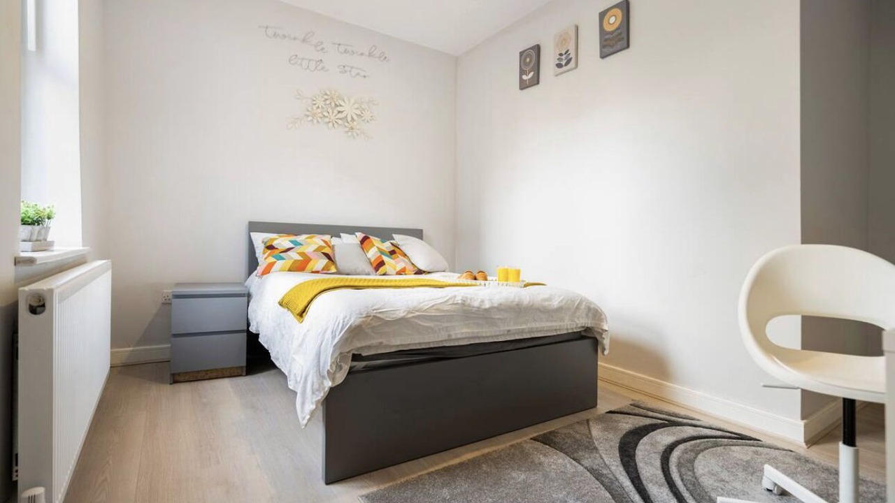 Photo of Bedroom in Moseley