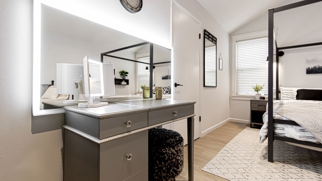 Photo of Bedroom in Clodine