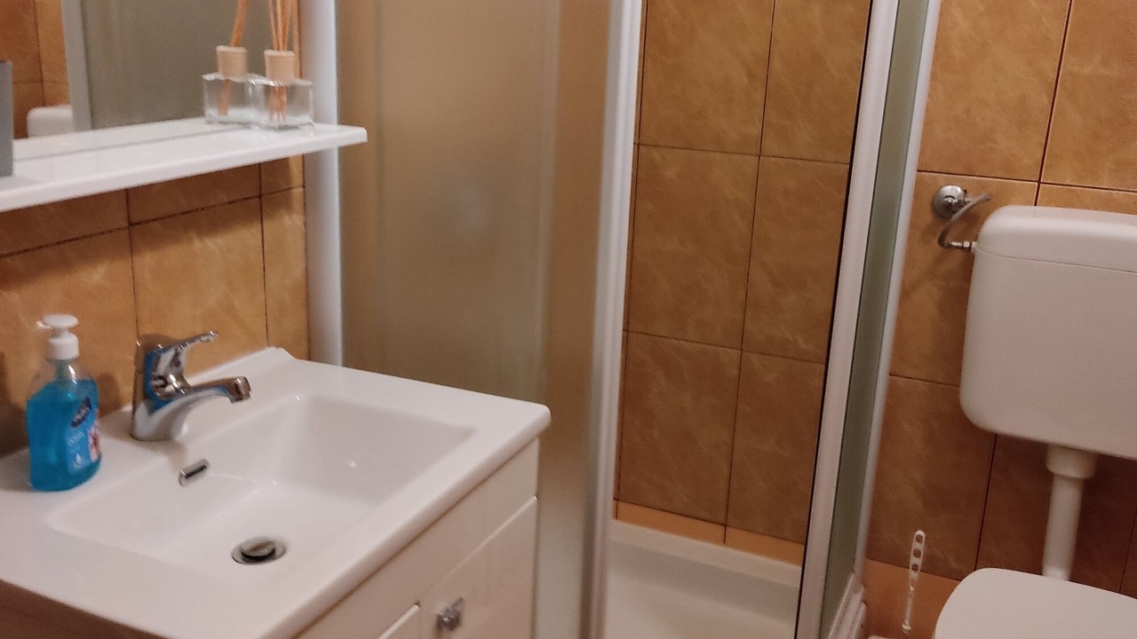 Photo of Bathroom in Loviste
