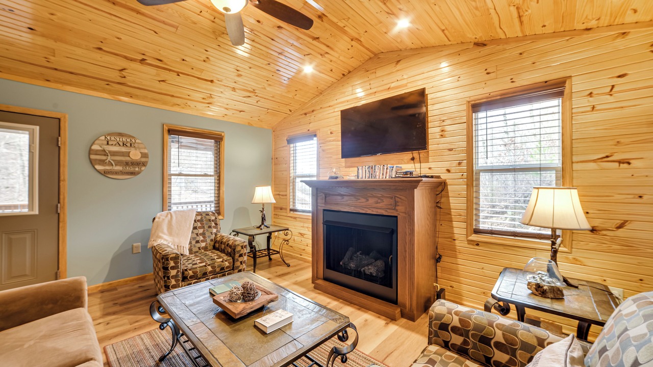 Photo of Livingroom in Waverly