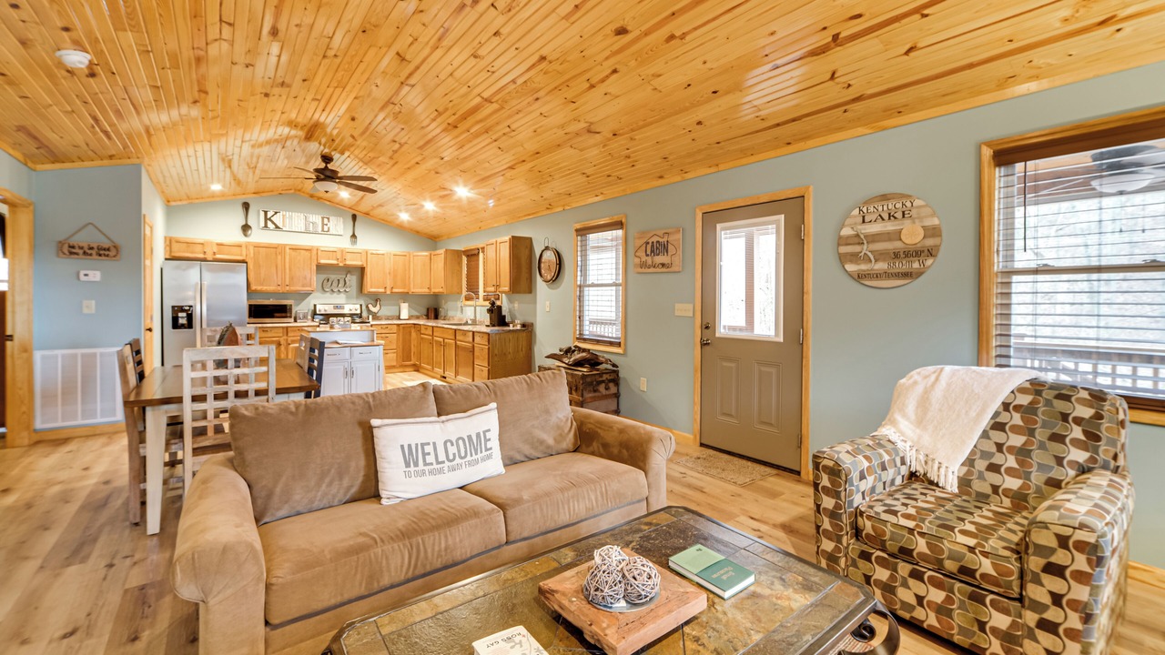 Photo of Livingroom in Waverly