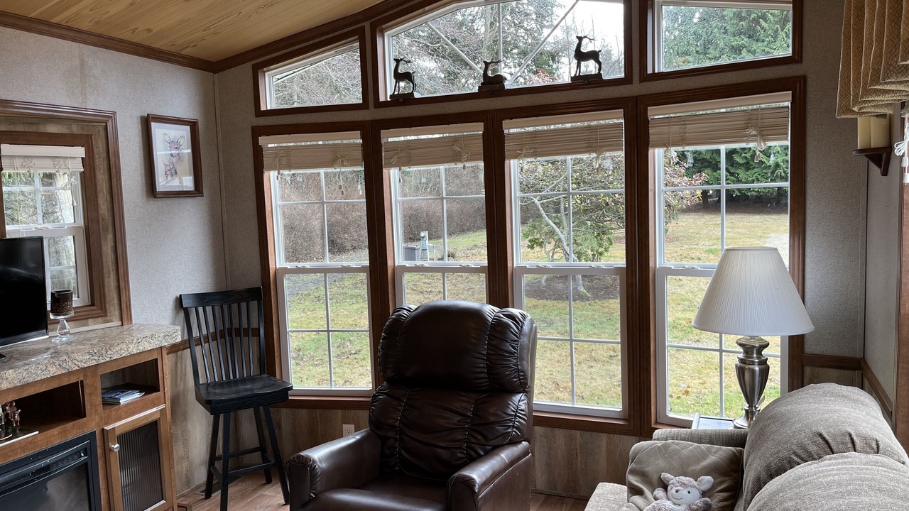 Photo of Livingroom in Clallam County