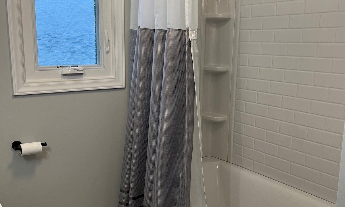 Photo of Bathroom in Hickory