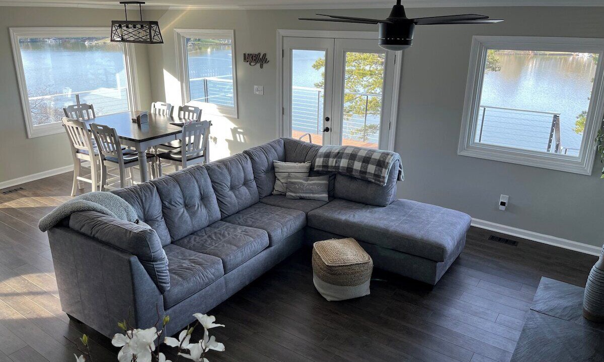 Photo of Livingroom in Hickory