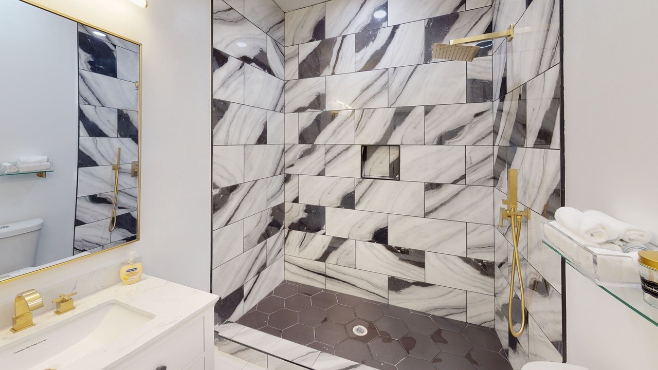 Photo of Bathroom in Mableton